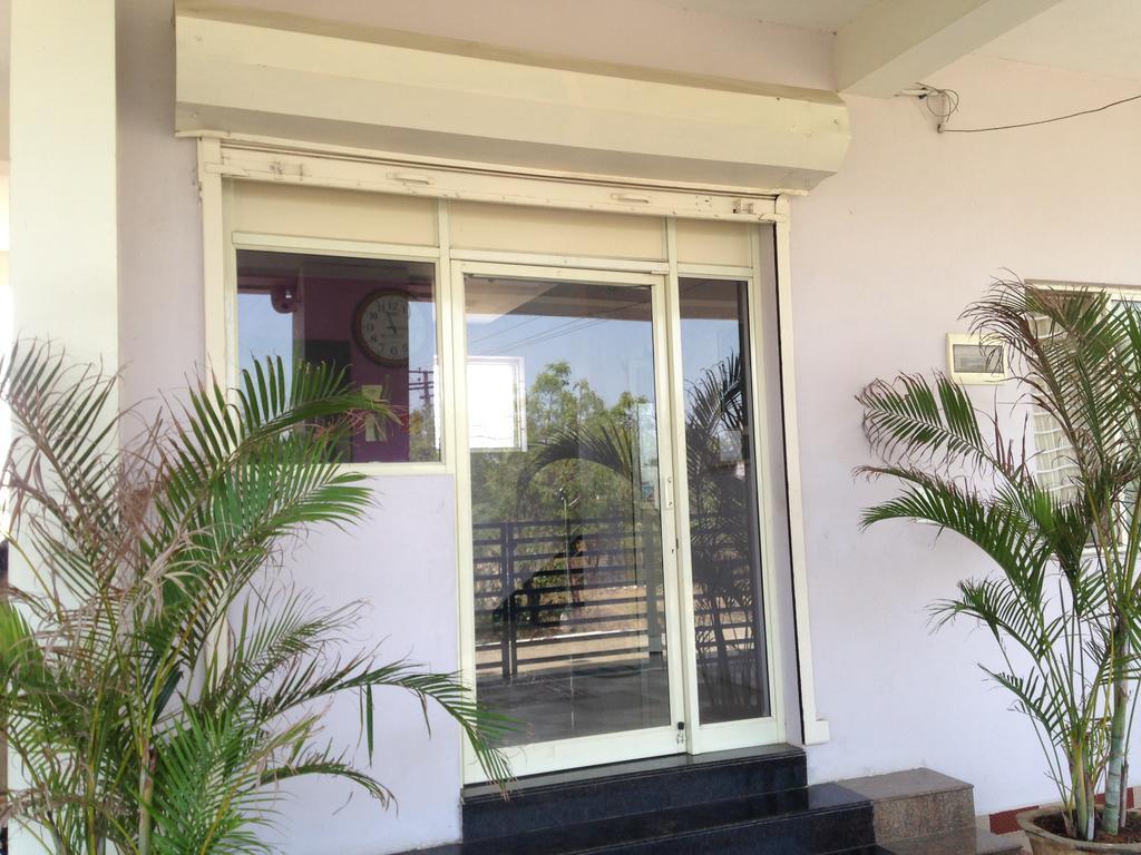 Oyo 4355 Goodland Inn Chennai Eksteriør billede